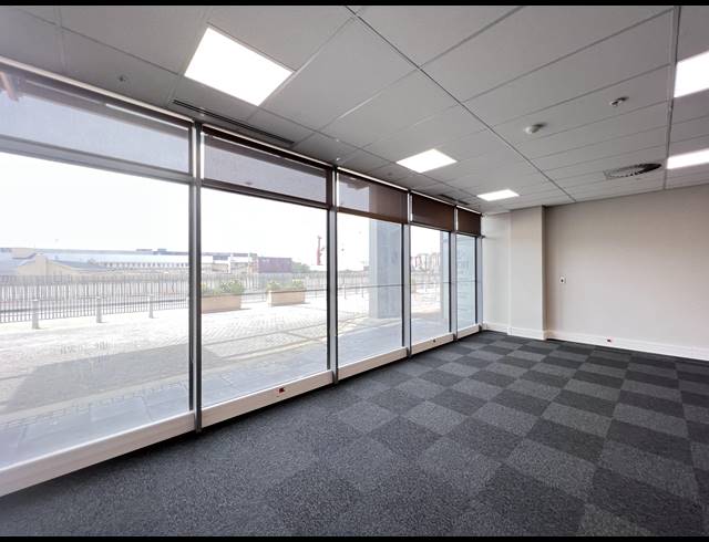 103M² OFFICE TO LET IN FORESHORE